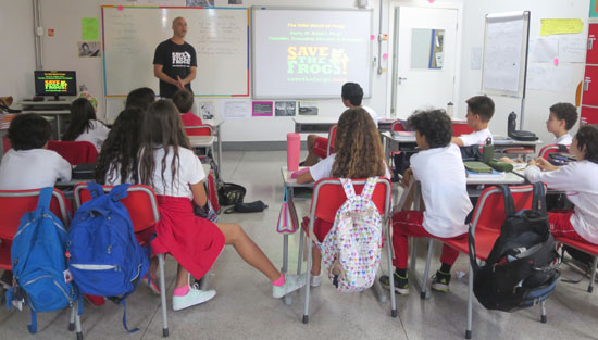 Belo Horizonte Maple Bear canadian school science