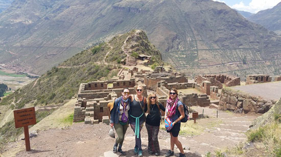 pisac-group-2-tin-bindi